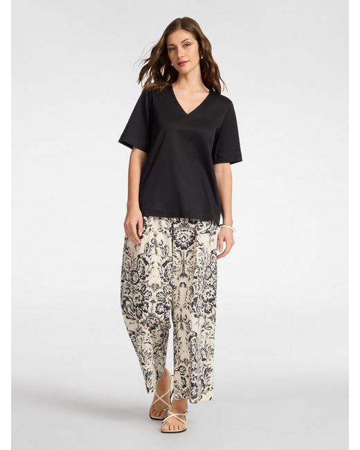 T-shirt in cotone scollo a V di Elena Miro in Black
