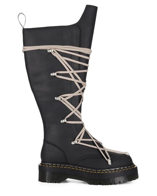 Dr. Martens Black Boot "Quad Sole Pentalace"