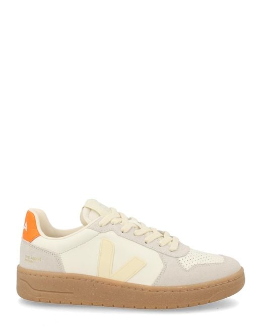 Veja Natural Sneaker "V-82"