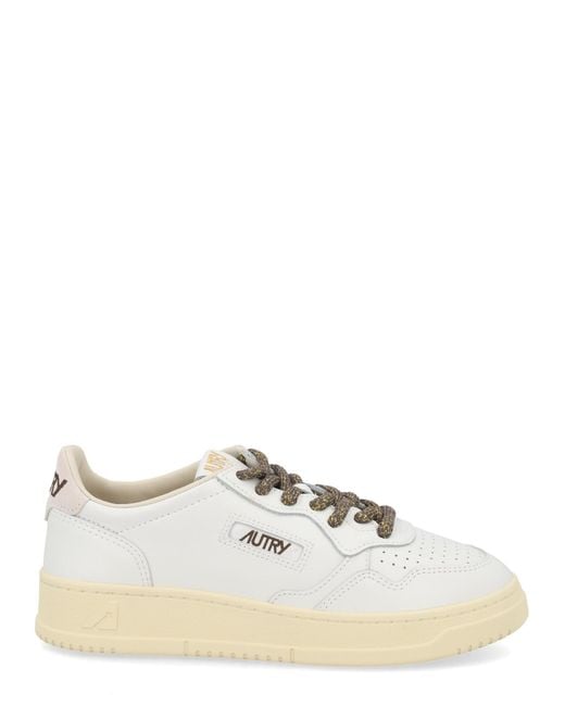 Autry White Sneaker "Medalist Low"