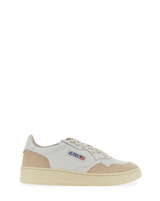 SNEAKER LL05 IN PELLE di Autry in White