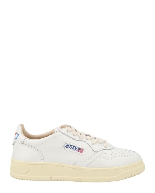 Autry White Sneaker "Medalist Low"