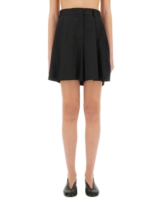 ショートパンツ Moschino Black Wool Shorts With Pleated Design Moschino Wool Shorts With Pleated Design in Black | Lyst