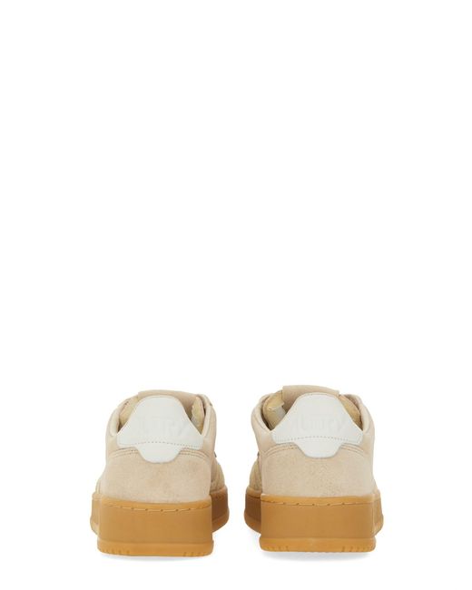 Sneaker "Medalist Low" di Autry in Natural