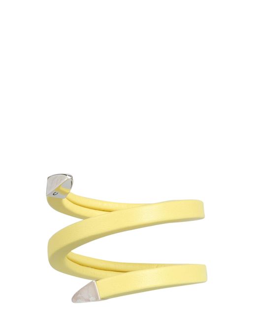 BRACCIALE A SPIRALE IN NAPPA di Bottega Veneta in Yellow