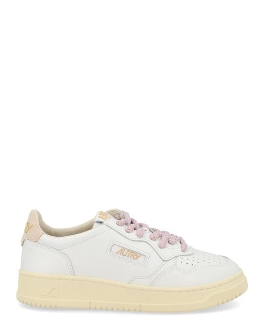 Autry White Sneaker "Medalist Low"