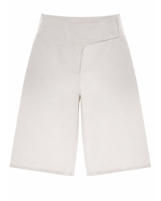 AMI White Belted Bermuda Shorts