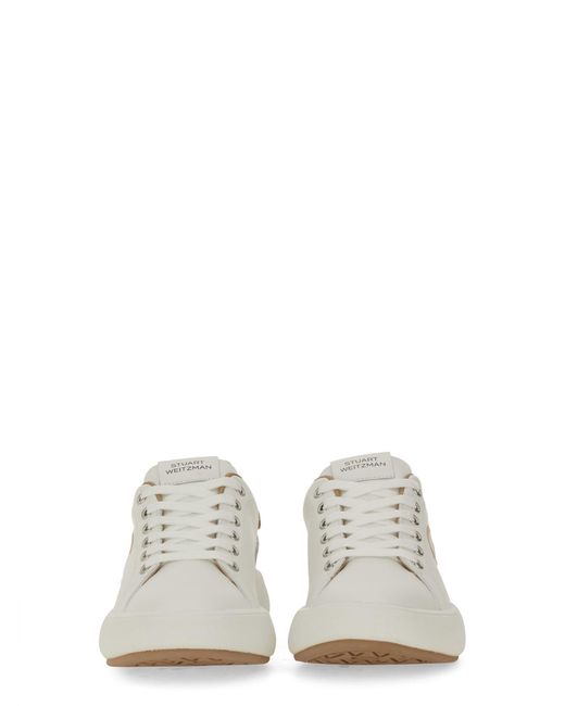 Slippers Disquette in pelle scamosciata sabbia di Stuart Weitzman in White