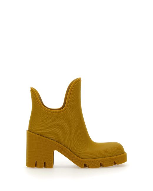 Burberry Natural Classic Boots