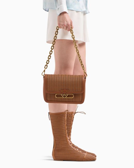 Sac À Bandoulière Tressé Avec Logo Aigle En Métal Emporio Armani en coloris Brown