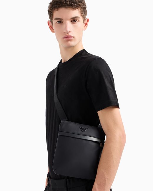 Tracolla Piatta di Emporio Armani in Black da Uomo