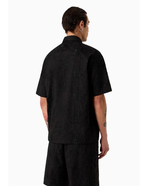 Camisa Ancha De Manga Corta En Popelina Con Bordado Integral De Ramas Emporio Armani de hombre de color Black