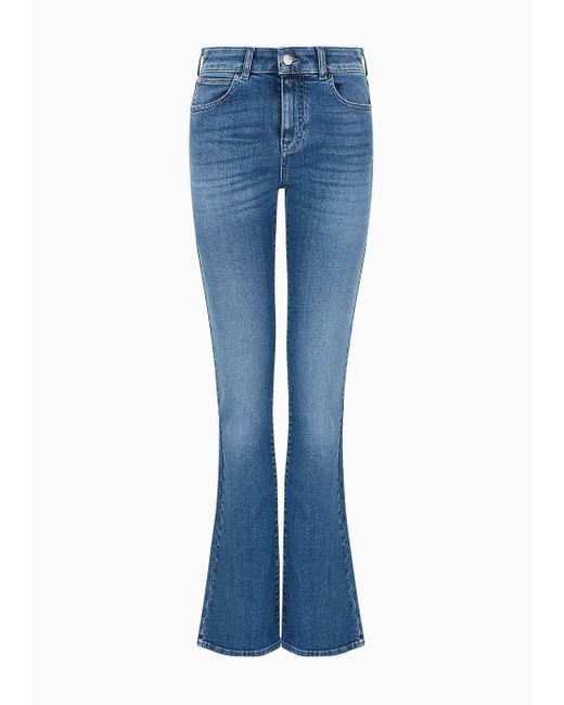 Jeans J47 Vita Medio Alta E Fondo Svasato In Denim Effetto Used di Emporio Armani in Blue