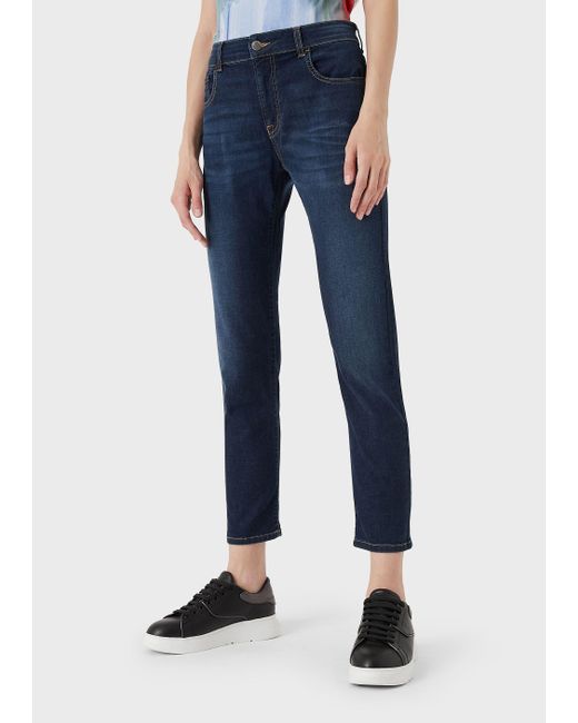 Womens Clothing Jeans Straight-leg jeans Emporio Armani J36 Medium-waist Straight-leg Rinsed Denim Jeans in Blue 