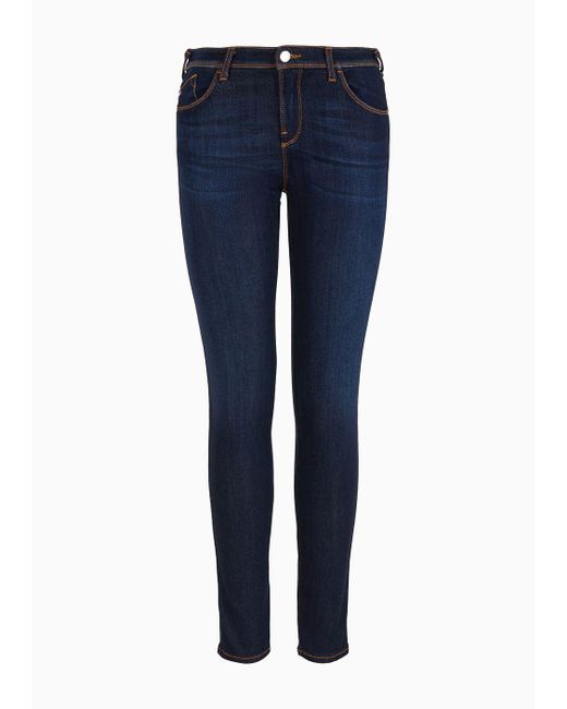 Jeans J28 Medium Waist Super Skinny Leg In Denim Lyocell di Emporio Armani in Blue