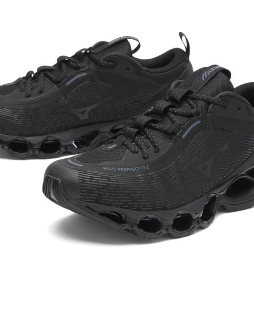 Mizuno Black Wave Prophecy 13.2 Sneaker for men