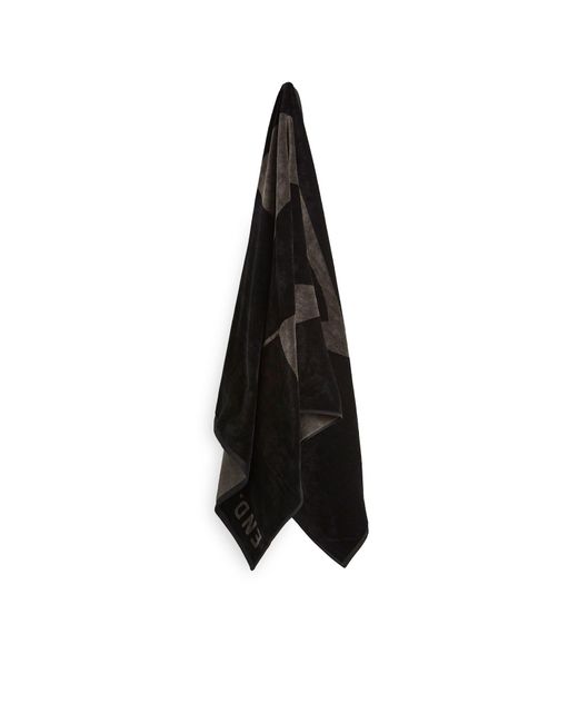And Wander Black End. X Towel