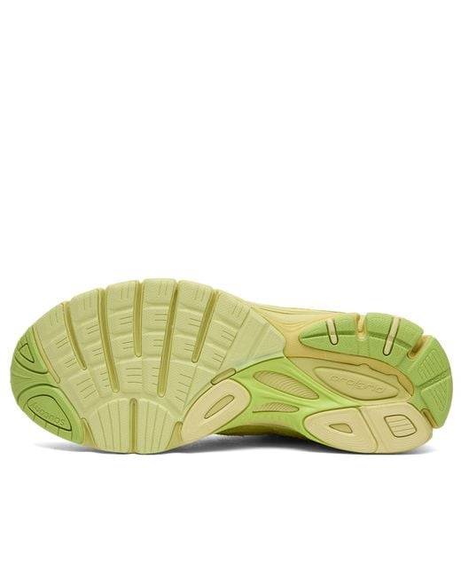 Saucony Yellow X 3Sixteen Guide 7 Sneaker for men