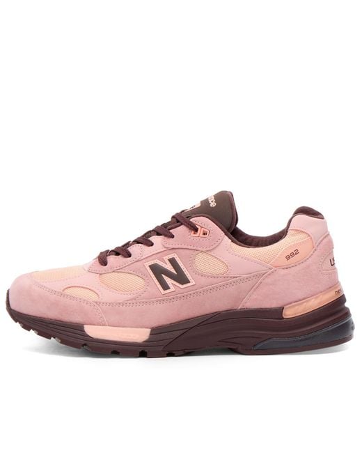 New Balance Pink 992 Sneaker