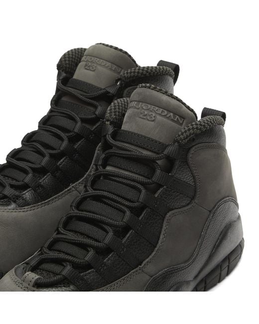 Nike Black 10 Retro Sneaker for men