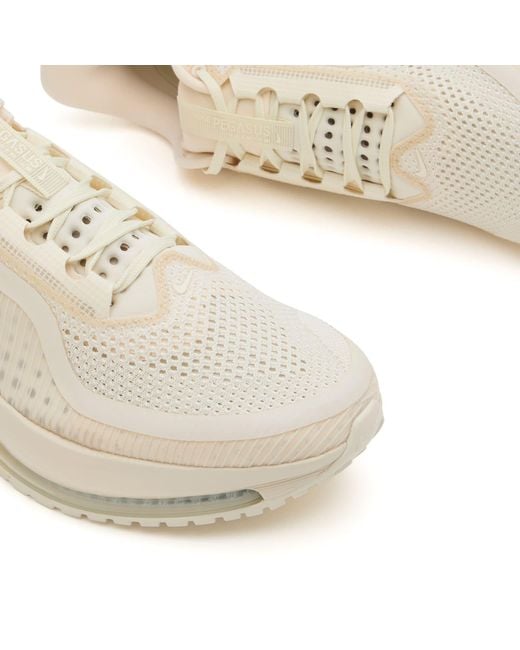 Nike White Pegasus Premium Sp Sneaker