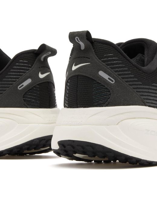 Nike Black Vomero 18 W Sneaker