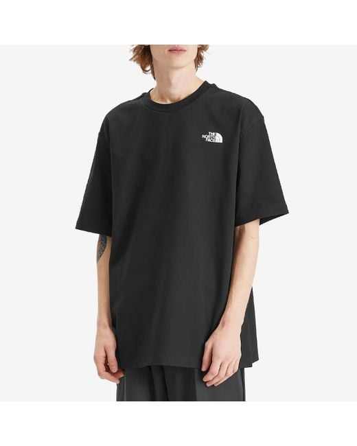★英国発*THE NORTH FACE*新作*Carabiner Tシャツ/BS★ Unisex Carabiner Relaxed T-Shirt | The North Face FI