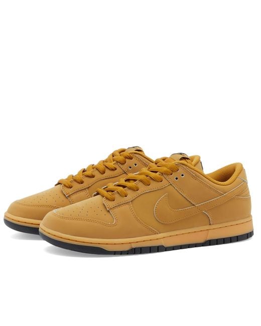 Nike Brown Dunk Low Retro Se Wheat Sneaker for men
