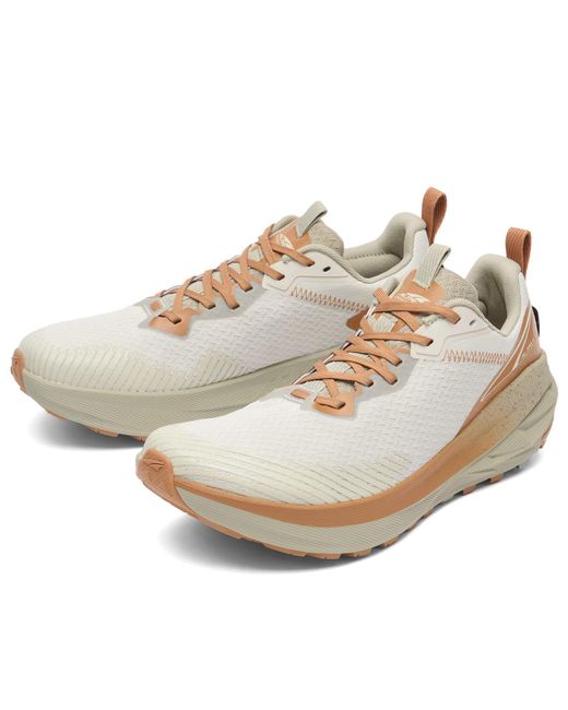 Altra White Experience Wild 2 Sneaker for men