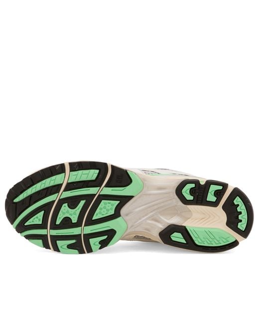 Asics White Gel-Kayano 14 Sneaker