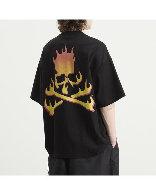 MASTERMIND WORLD Black Skull On Fire Short Sleeve T-Shirt for men