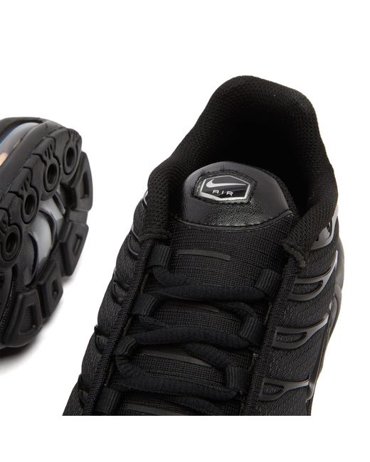 Nike Black Air Max Plus Sneakers