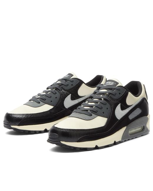 Nike Black Air Max 90 Qs Sneaker