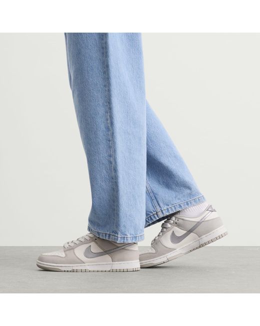 Nike White Dunk Low W Sneaker