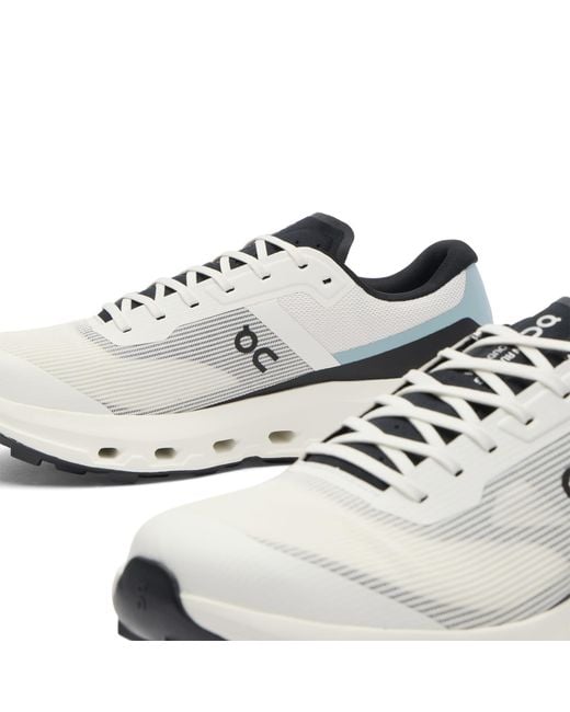 On Shoes White Cloudvista 3 Sneaker for men