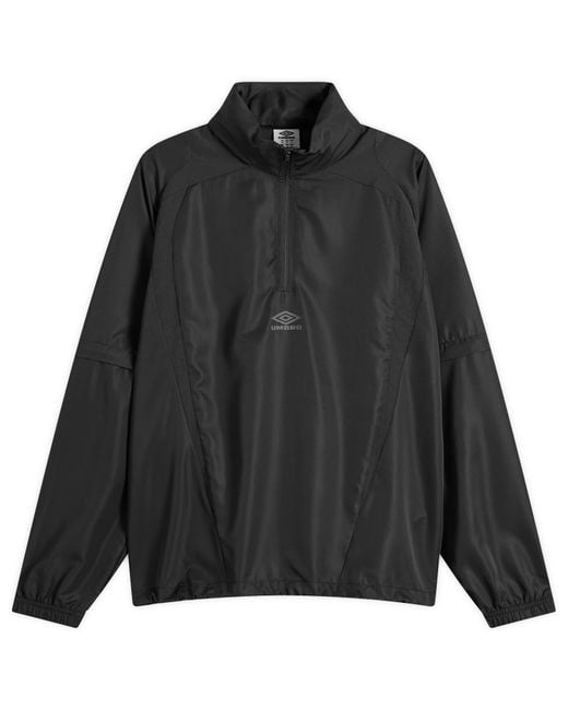 Umbro Black Zip Off Sleeve Wind Jacket for men