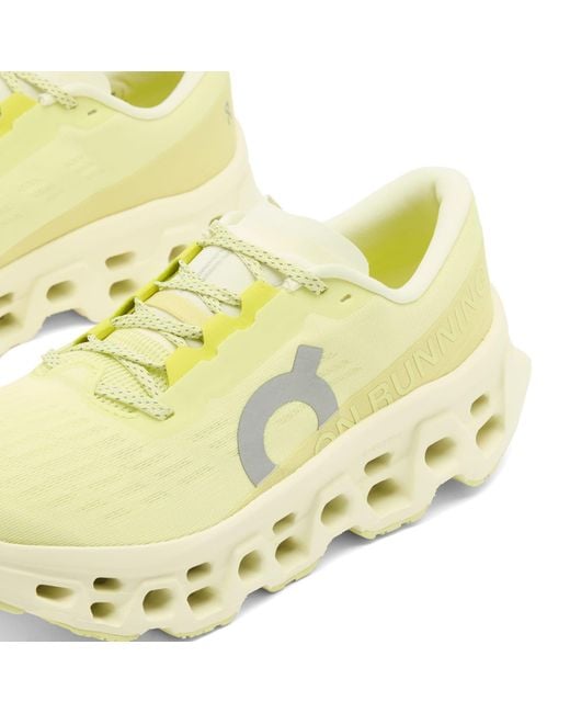 On Shoes Yellow Cloudm 'Sster 3 Sneaker