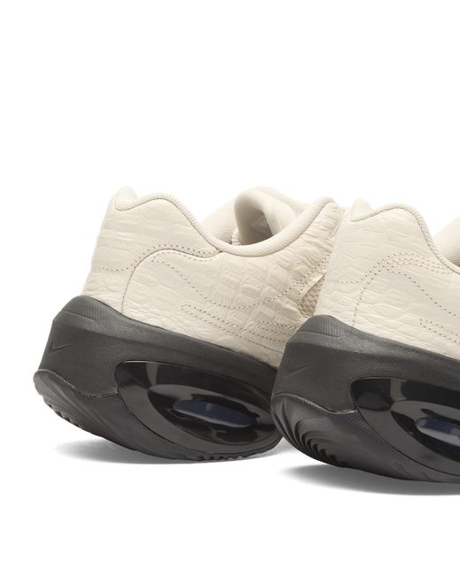 Nike White Air Max Muse Se Sneaker