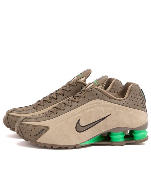 Nike Brown Shox R4 Se W Sneaker