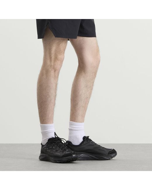 Hoka One One Black Huaka Pro Sneaker