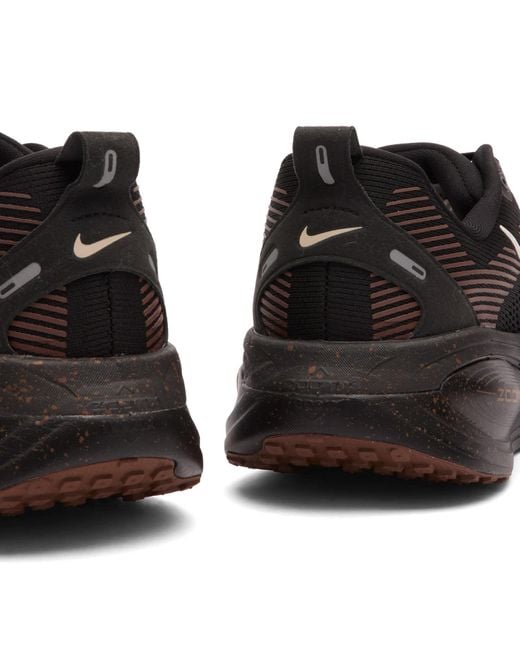 Nike Black Vomero 18 Sneaker for men