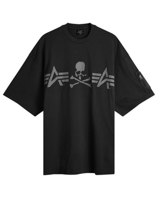 MASTERMIND x ALPHA ユーティリティーポケットTシャツ MASTERMIND WORLD X Alpha Industries Pocket T-Shirt in Black for
