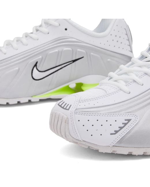 Nike White Shox R4 W Sneaker