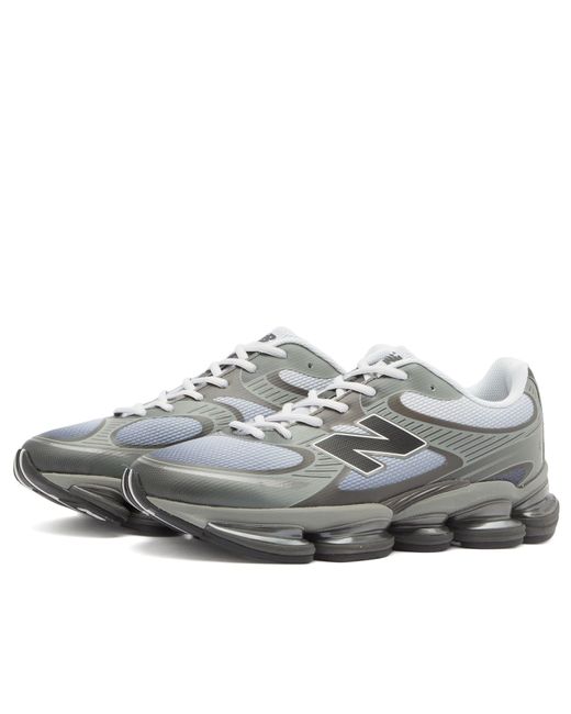 New Balance Gray 2000 Sneaker