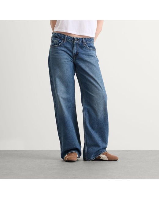 Levi's Blue Low Waisted Loose Jeans