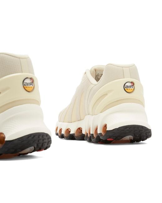 Nike White Air Max Dn8 Sneaker for men