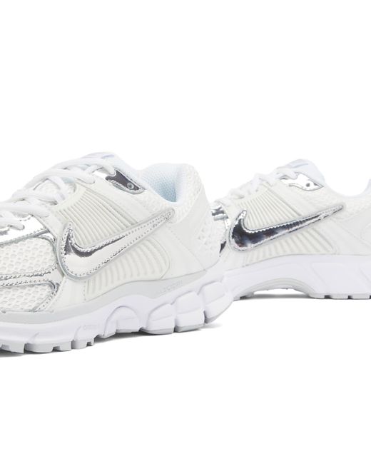 Nike White Zoom Vomero 5 W Sneaker
