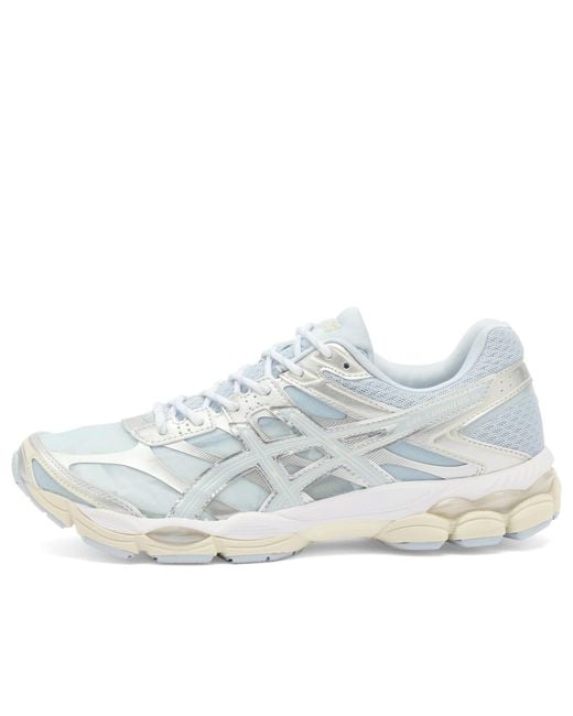 Asics White Gel-Cumulus 16 Sneaker