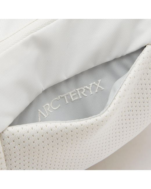 Arc'teryx White Mantis 2 Waist Pack