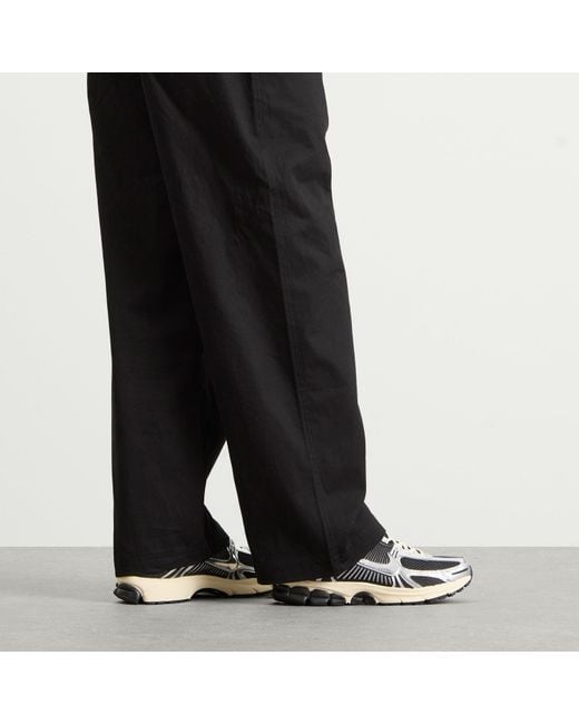 Nike Black Vomero 5 Chrome Sneaker
